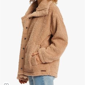 Billabong Cozy Days Sherpa Jacket in Sand XS excellent condition!!!